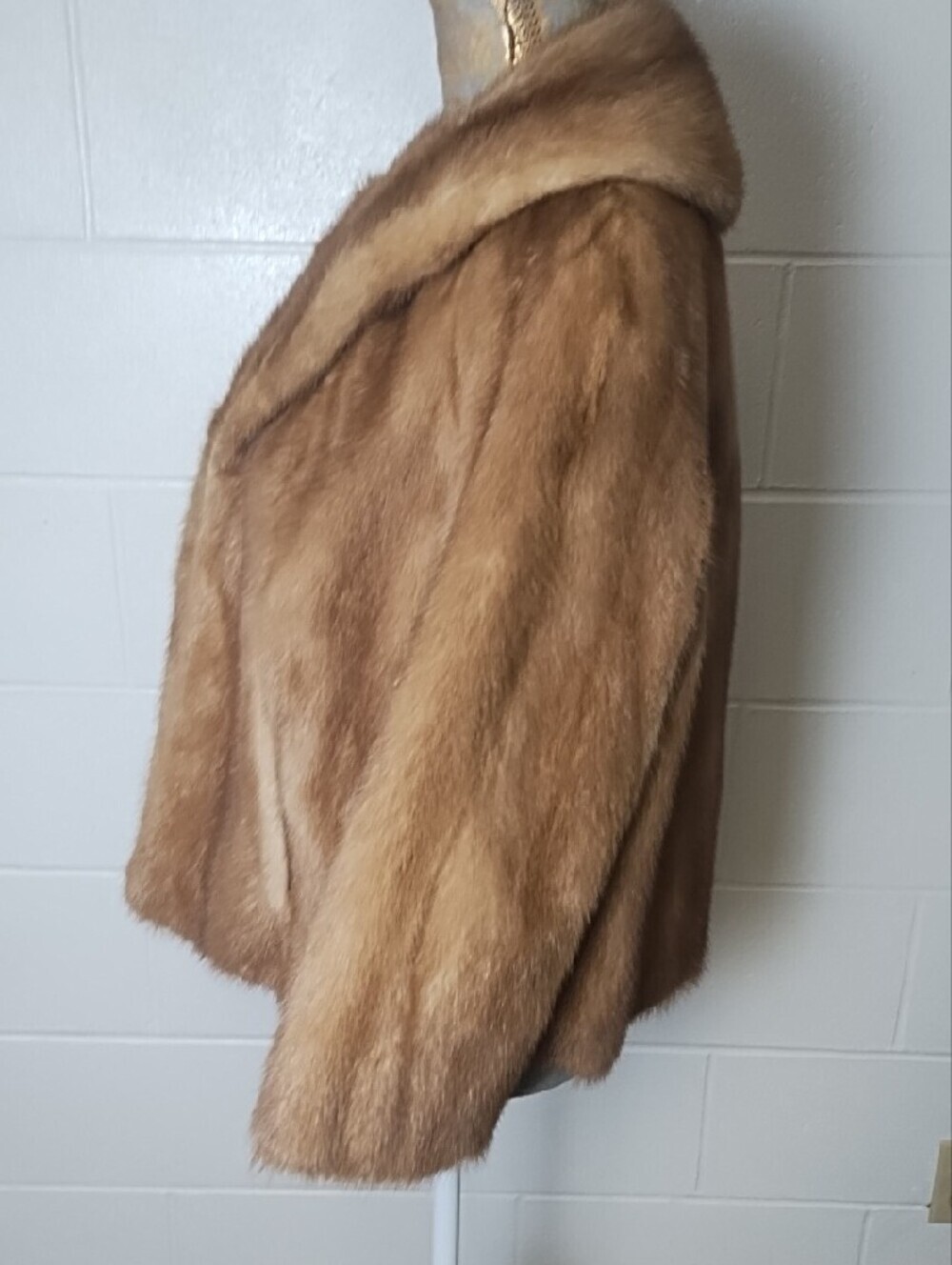 Luxury Classic Genuine Mink Fur Cropped Swing Jacket in Autumn Haze Pockets - Picture 2 of 16